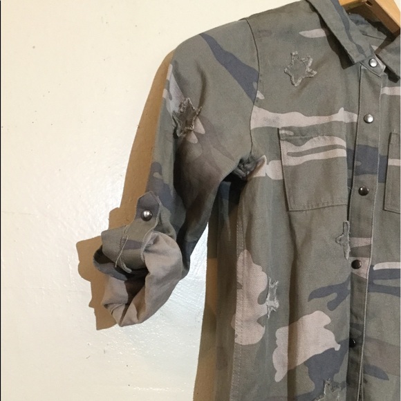 Rails Margot Sage Camo With Stars Size 8-9 - Picture 4 of 6